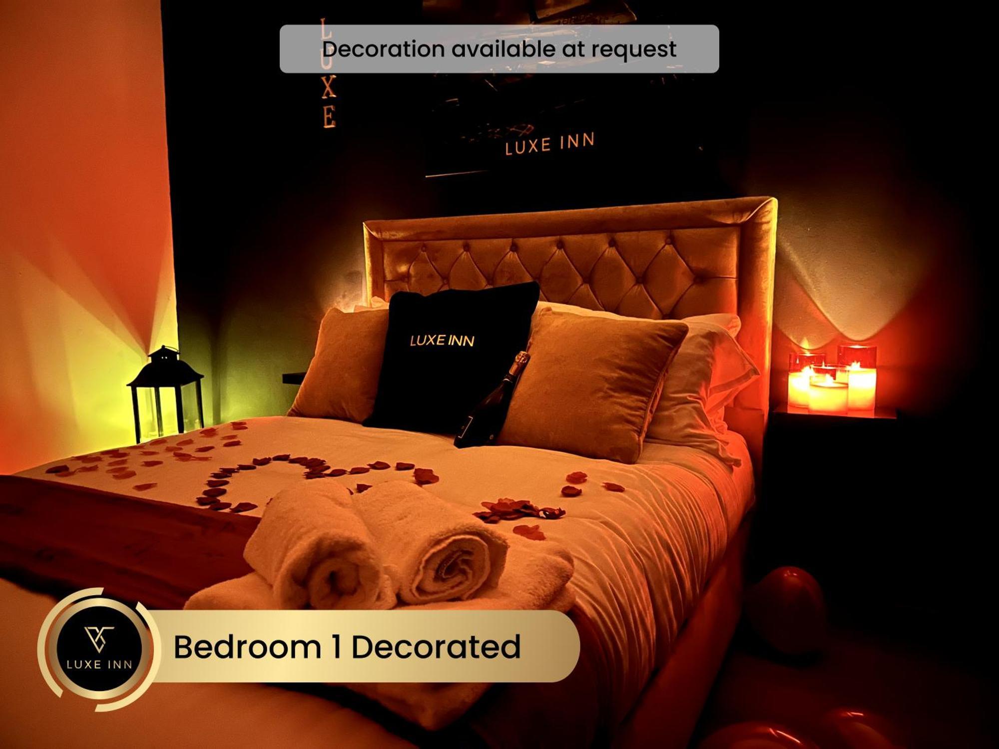 4 Bedroom House, Heathrow Airport, Luxe Inn Colnbrook Eksteriør bilde