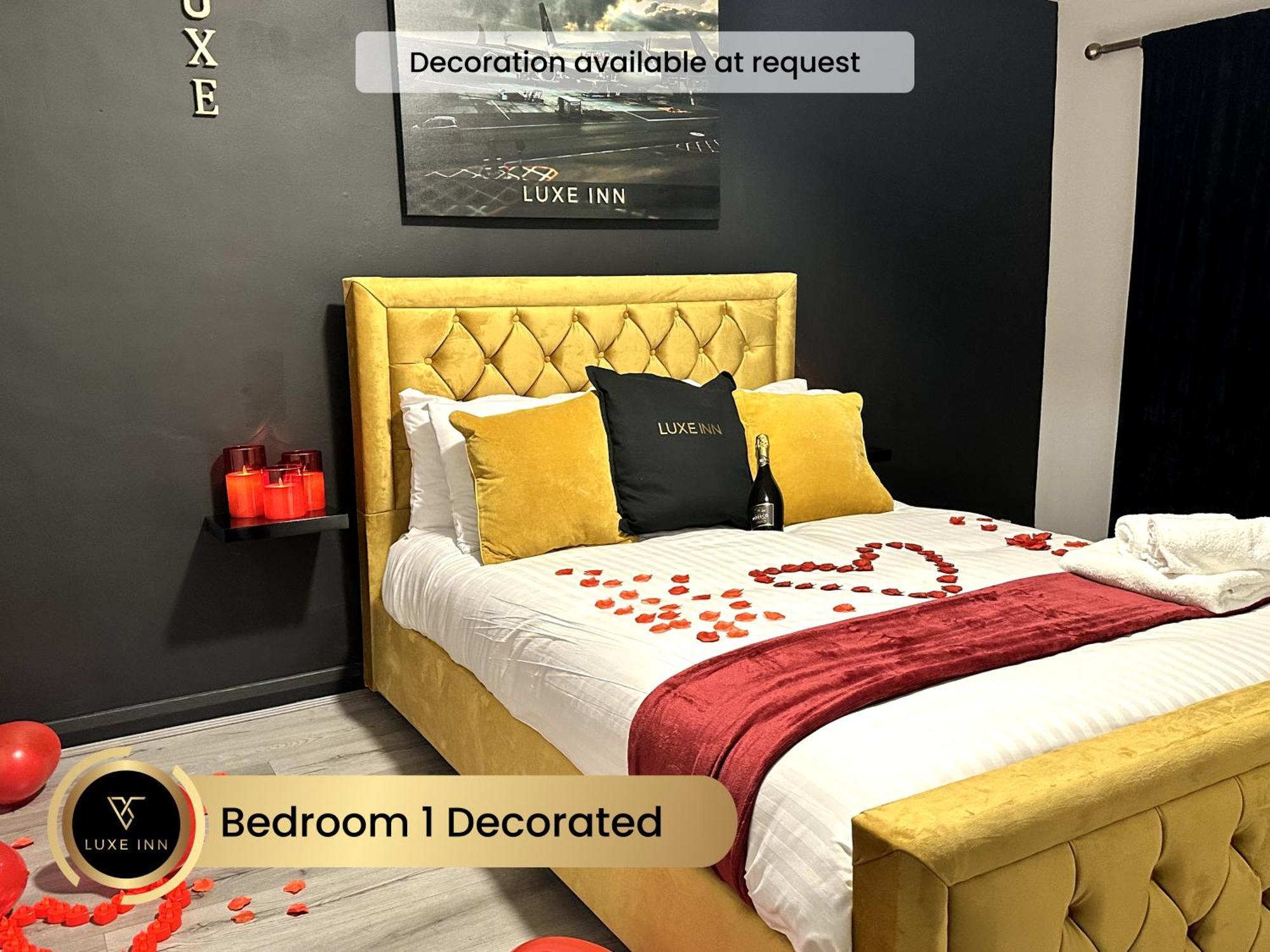 4 Bedroom House, Heathrow Airport, Luxe Inn Colnbrook Eksteriør bilde