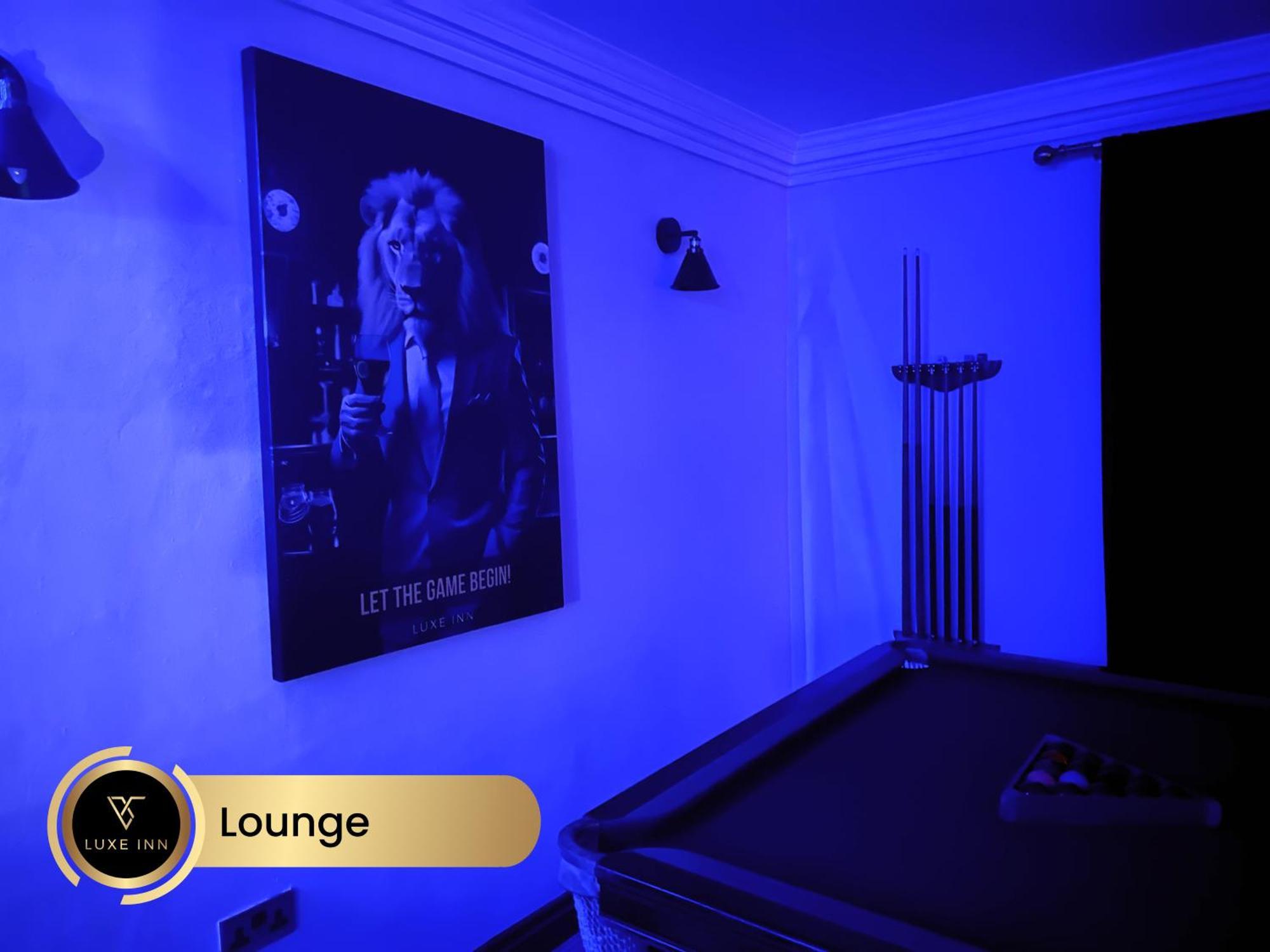 4 Bedroom House, Heathrow Airport, Luxe Inn Colnbrook Eksteriør bilde