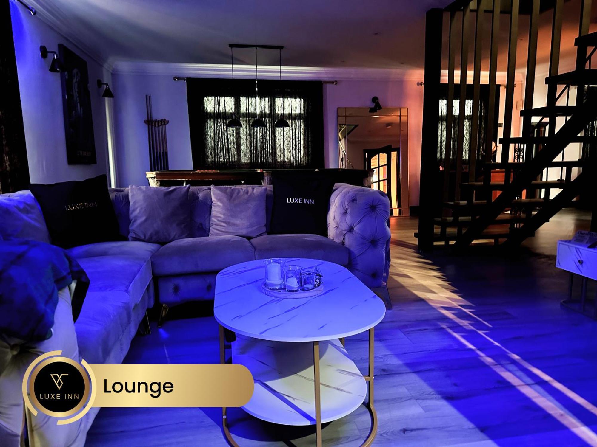 4 Bedroom House, Heathrow Airport, Luxe Inn Colnbrook Eksteriør bilde